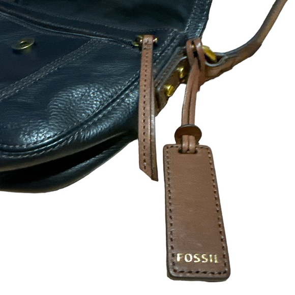 Fossil Cowhide Crossbody or Shoulder Black Pebble Stone with Brown Accents - Picture 7 of 13